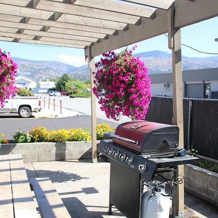 Plaza Motel Penticton Esterno foto
