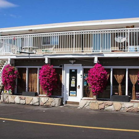 Plaza Motel Penticton Esterno foto
