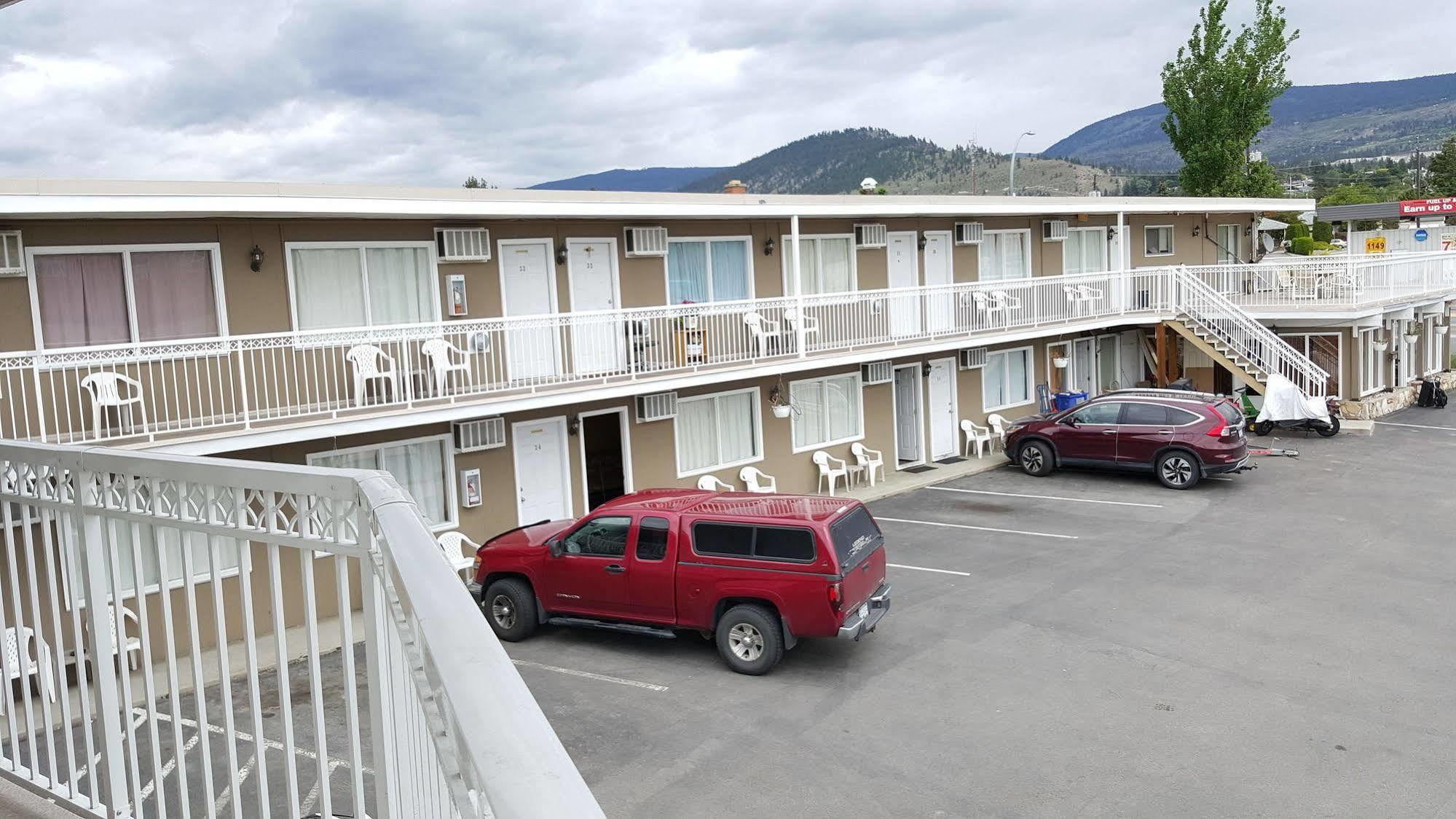 Plaza Motel Penticton Esterno foto